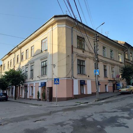 Apartment Orgelsaal Chernivtsi Bagian luar foto